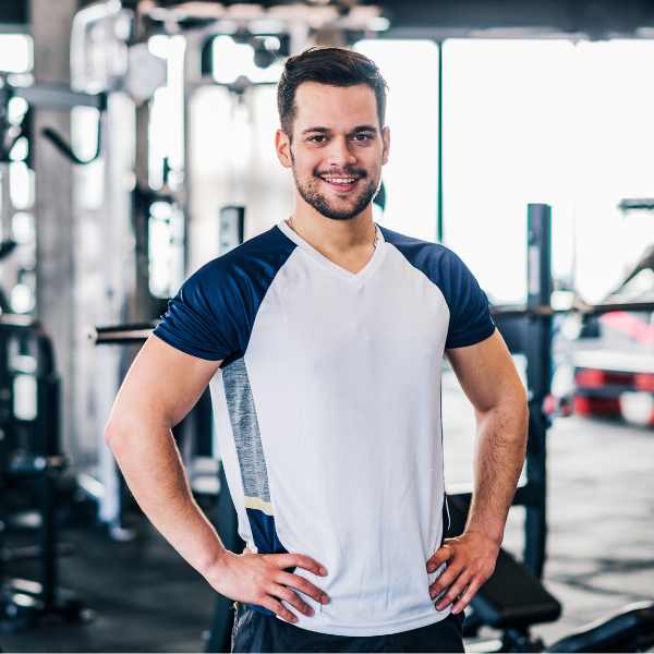 Treneris Vitalijus Tricepsovas konsultuoja